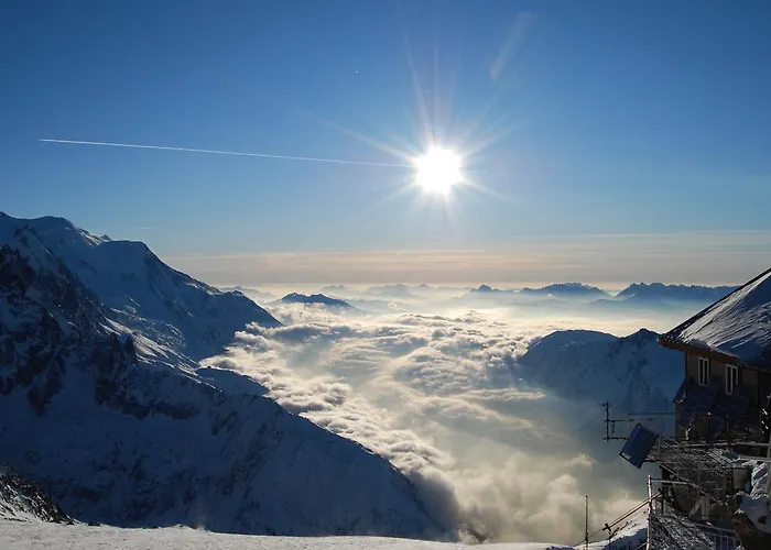 Courmayeur Апартаменти